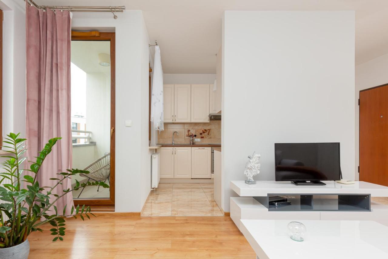 Apartament Na Woli Sowinskiego By Noclegi Renters Varşovia Exterior foto
