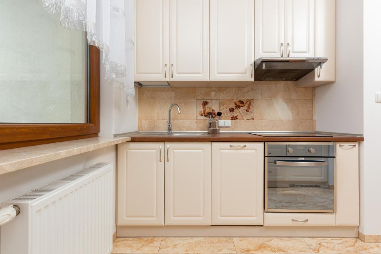 Apartament Na Woli Sowinskiego By Noclegi Renters Varşovia Exterior foto